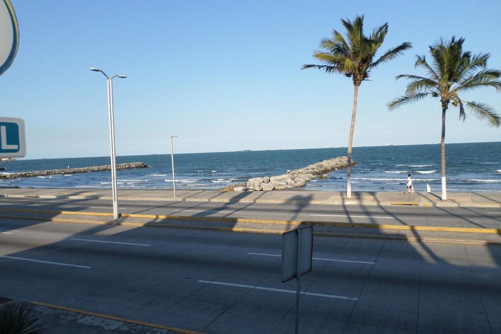 Hotel Suites Mediterraneo Boca Del Rio Веракрус Екстер'єр фото