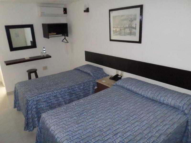 Hotel Suites Mediterraneo Boca Del Rio Веракрус Екстер'єр фото